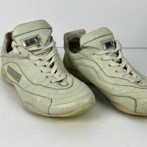 Vicini Fashion Sneakers Size 8 EU 38 Light Gray Leather Flat Heel Round Toe Lace